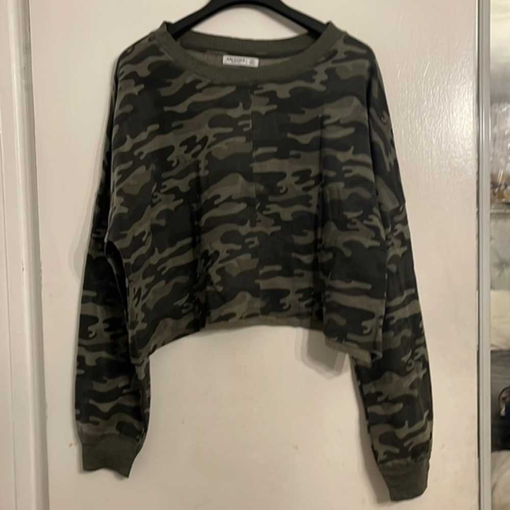 Stunning short army blouse